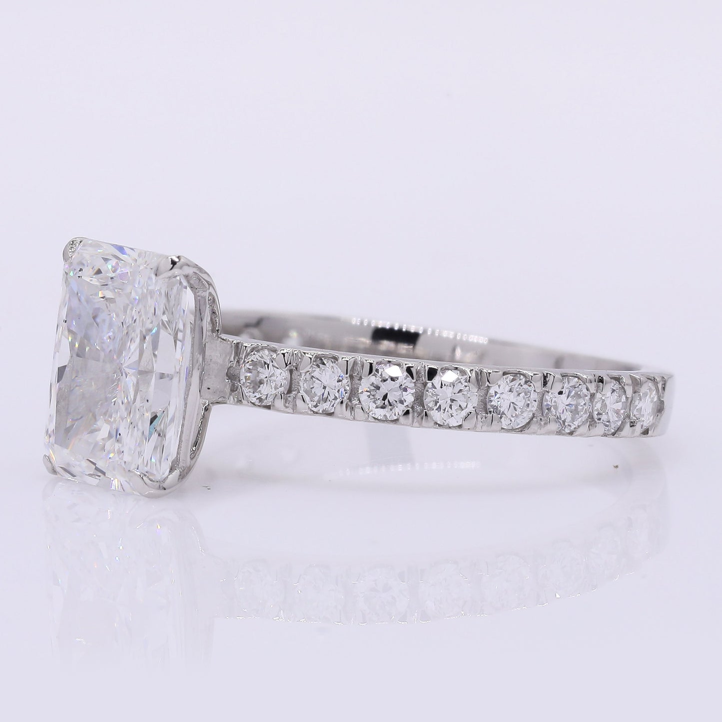2.37 Carats Lab Grown Diamond 950 Platinum Ring
