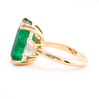 13.16 Ct Octagonal Step Cut Natural Beryl Emerald 18K Gold Ring