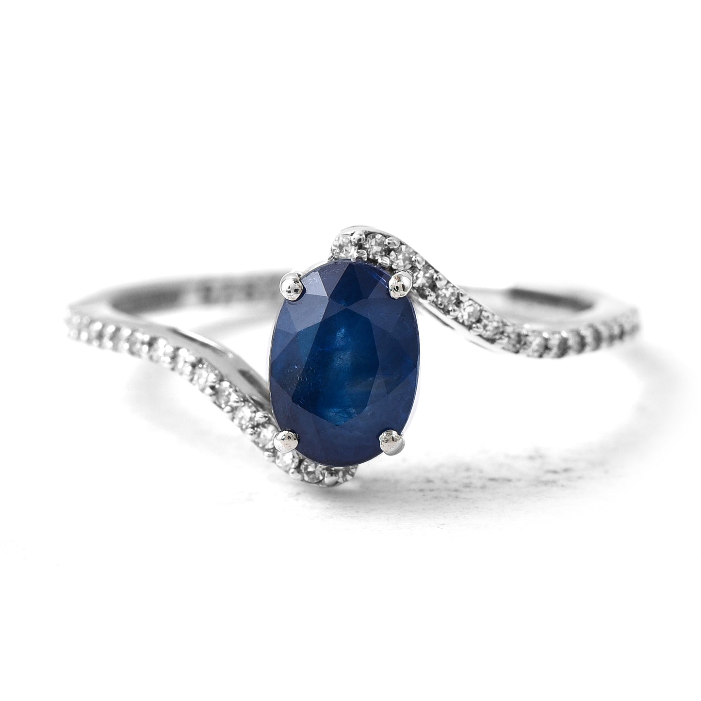 2.48 Ct Oval Mixed Cut Natural Sapphire 950 Platinum Ring