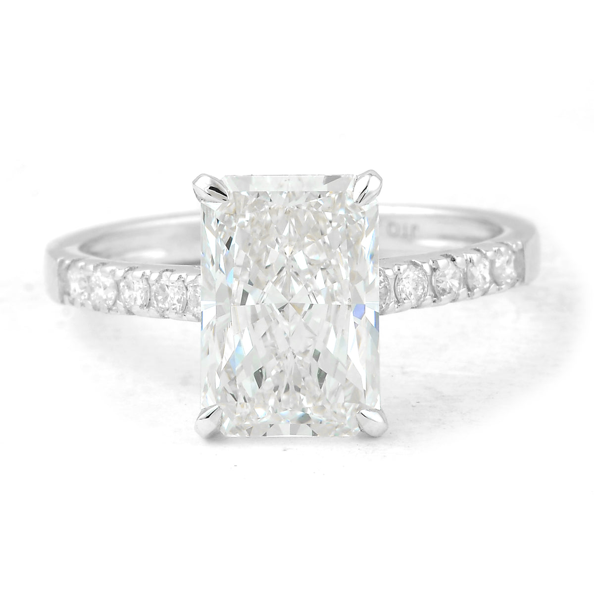 4.34 Carats Lab Grown Diamond 14K Gold Ring