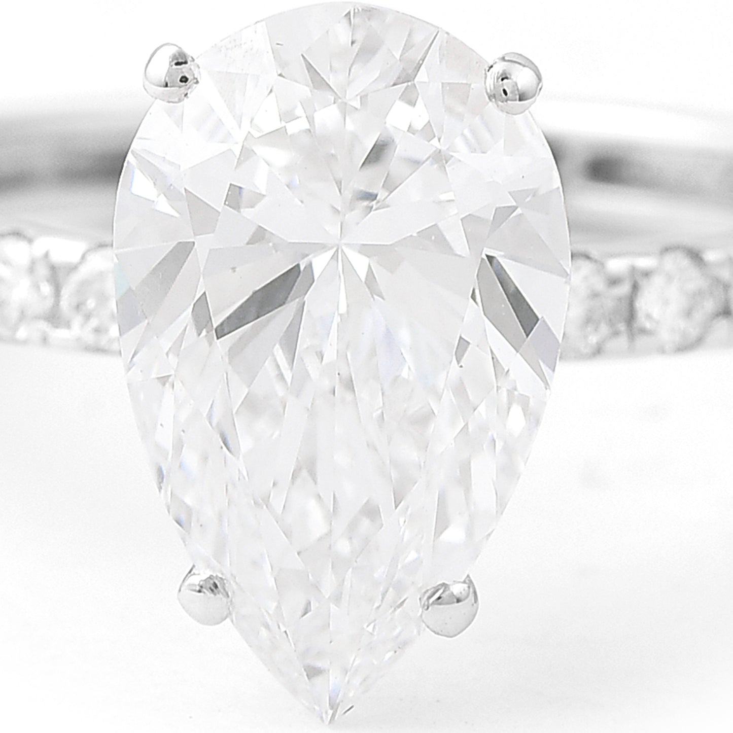 2.84 Carats Lab Grown Diamond 14K Gold Ring