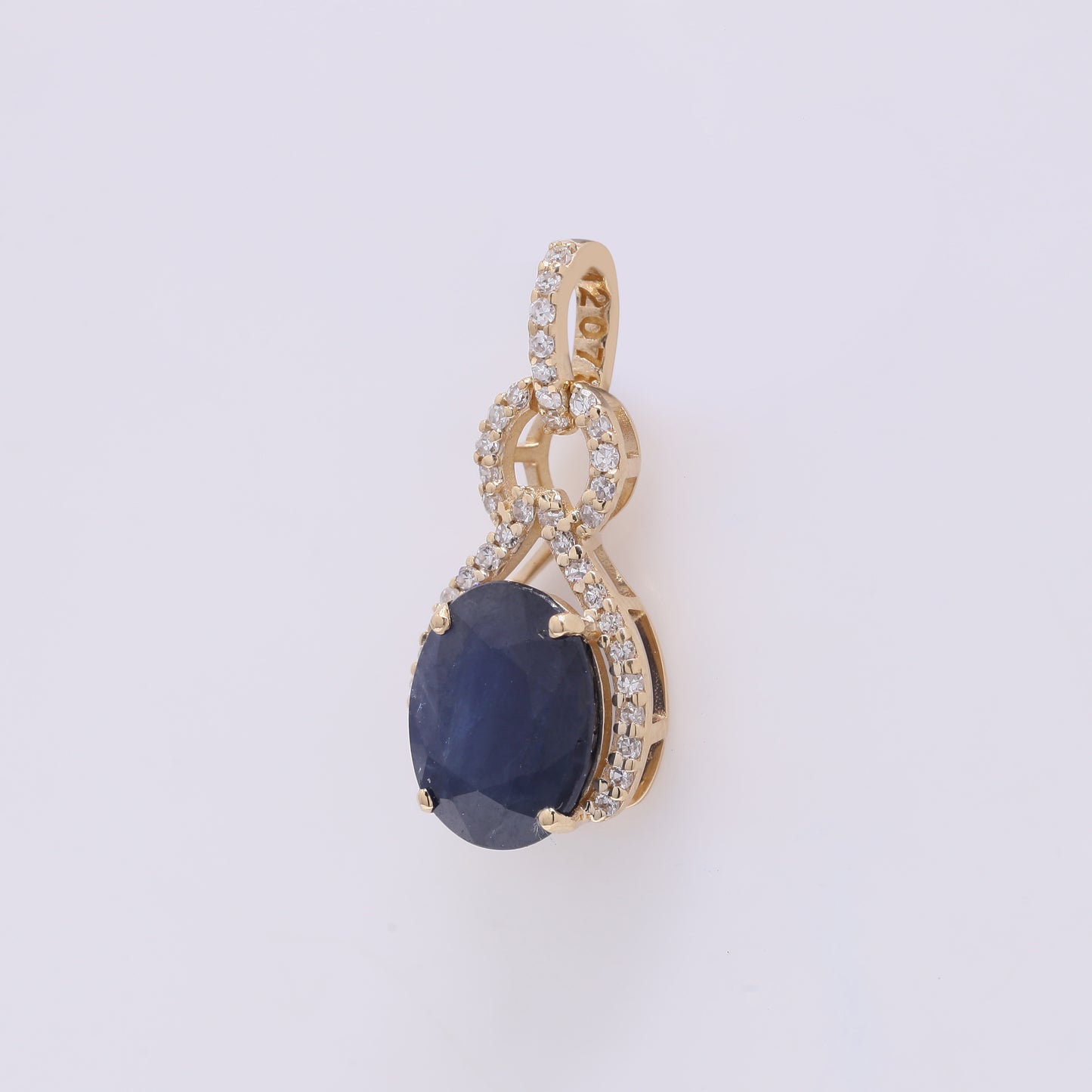 2.59 Ct Oval Mixed Cut Natural Sapphire 14K Gold Pendant