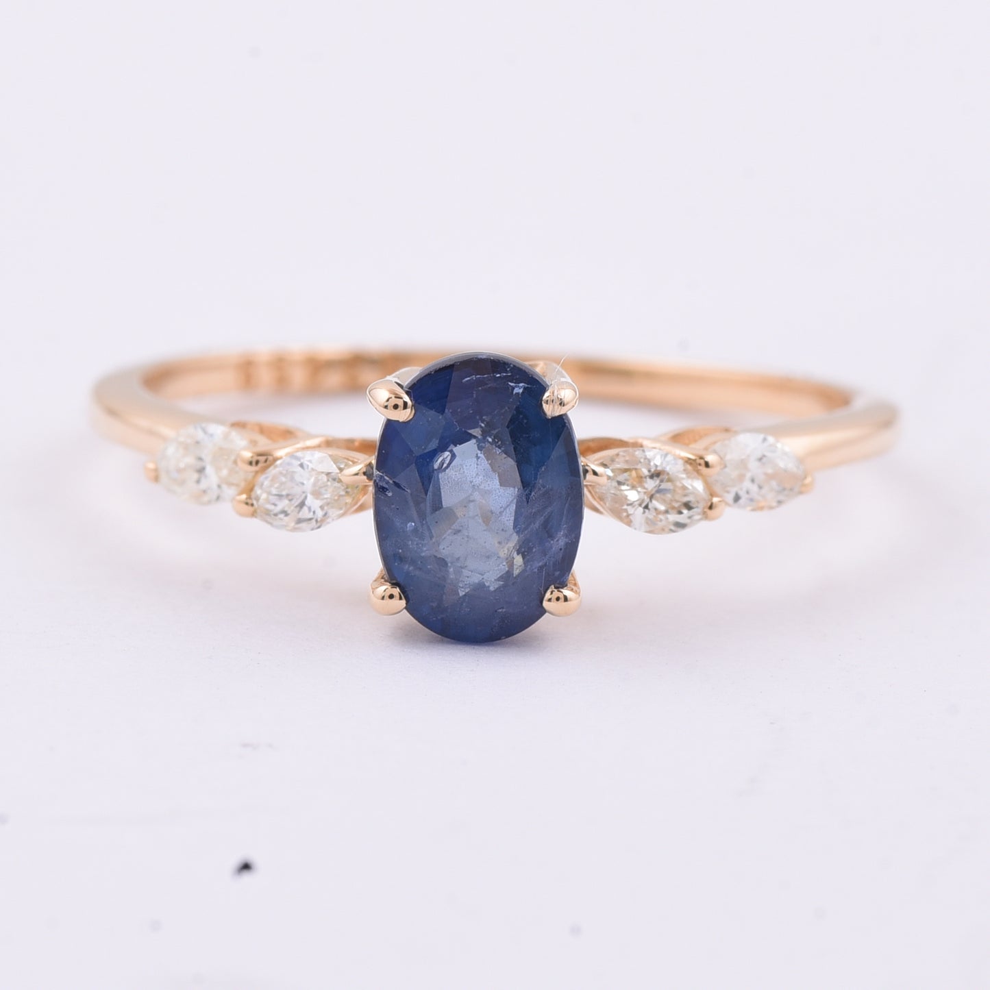 1.42 Ct Oval Natural Sapphire 14K Gold Ring