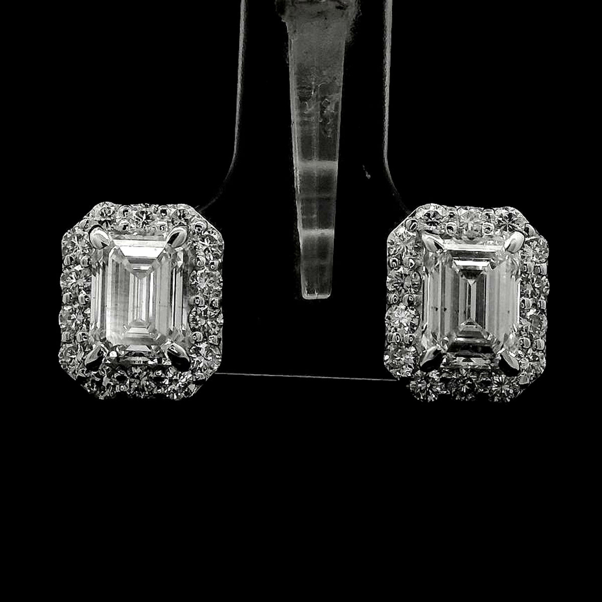 2.50 Carats Lab Grown Diamond 14K Gold Earrings