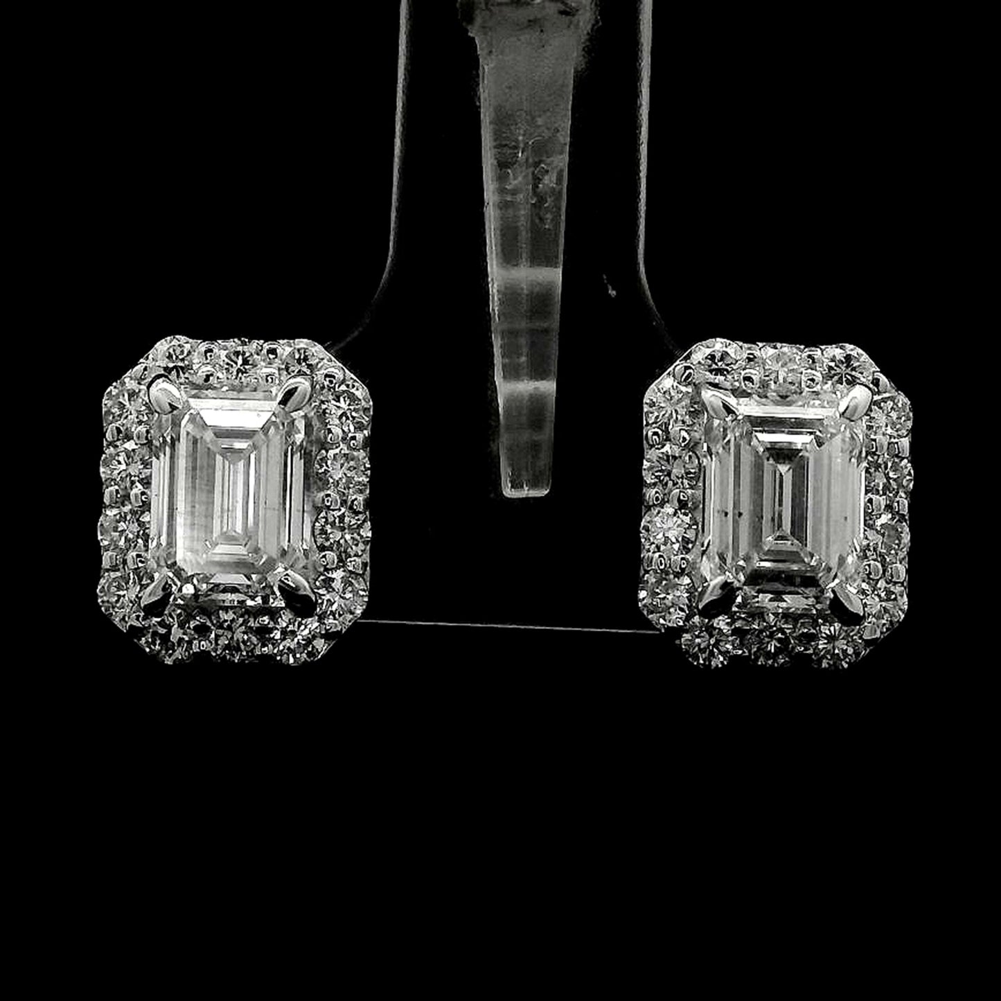 2.50 Carats Lab Grown Diamond 14K Gold Earrings