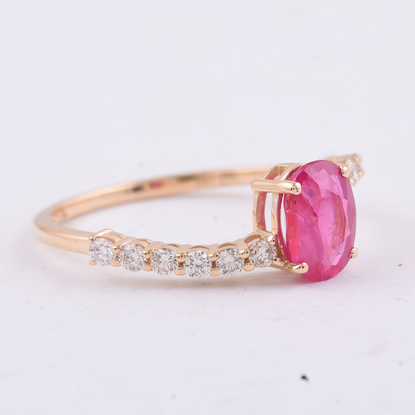 1.38 Ct Oval Natural Ruby 14K Gold Ring