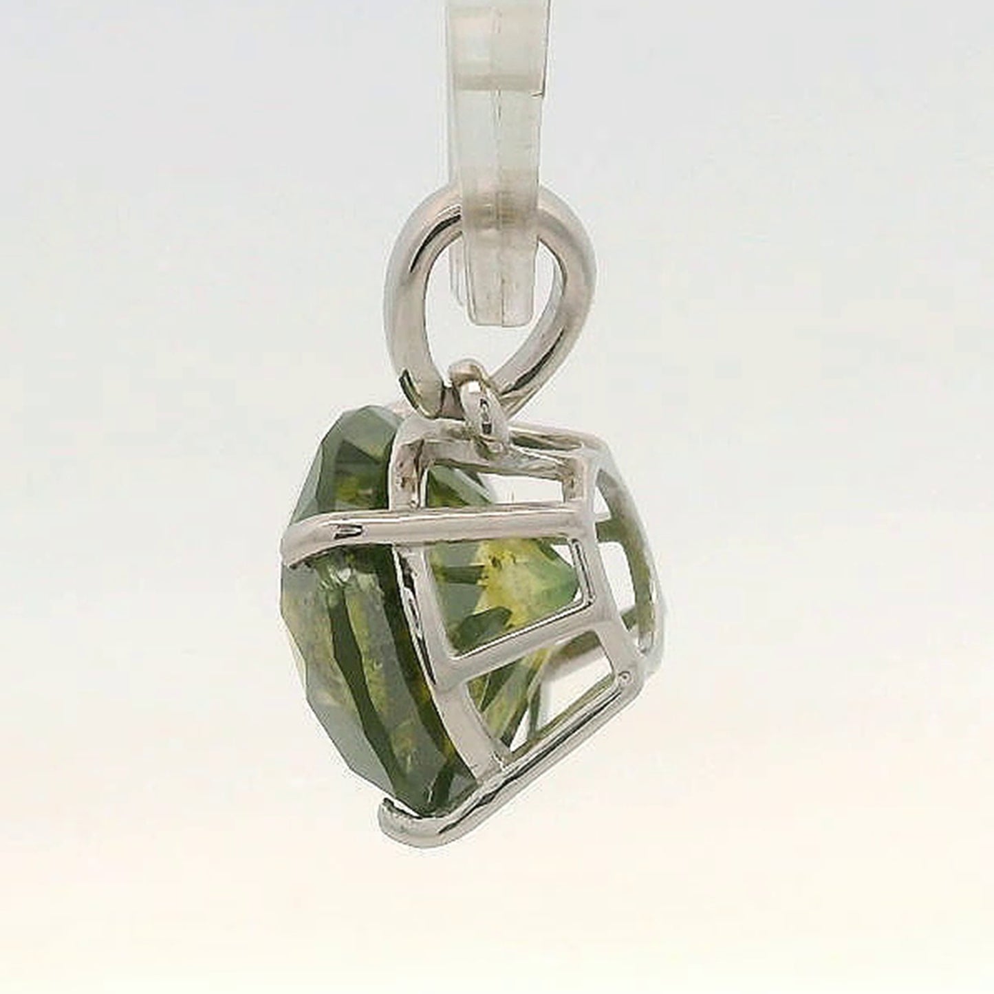 4.05 Ct Round Green Diamond 950 Platinum Pendant