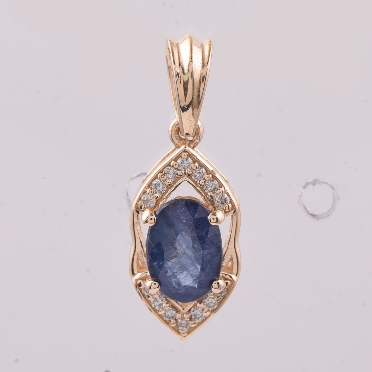 1.34 Ct Oval Natural Sapphire 14K Gold Pendant