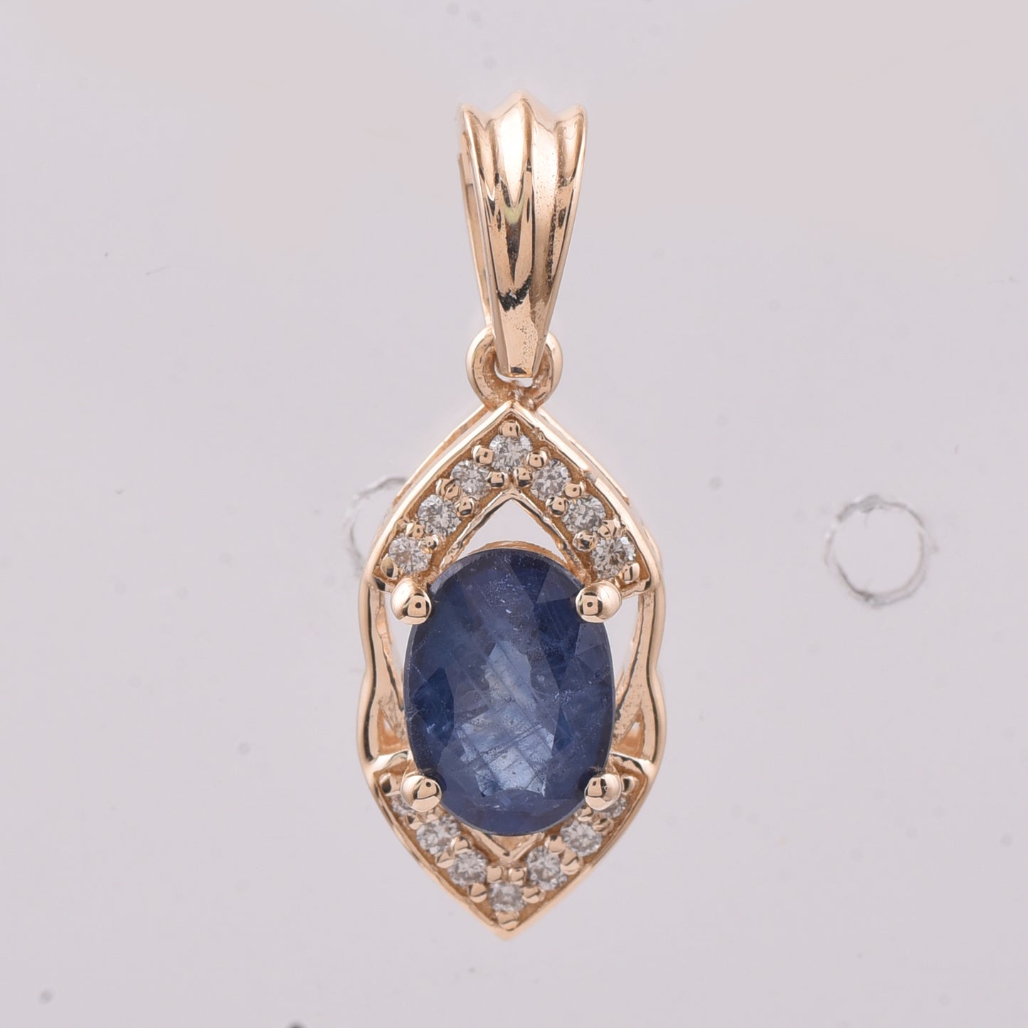 1.34 Ct Oval Natural Sapphire 14K Gold Pendant