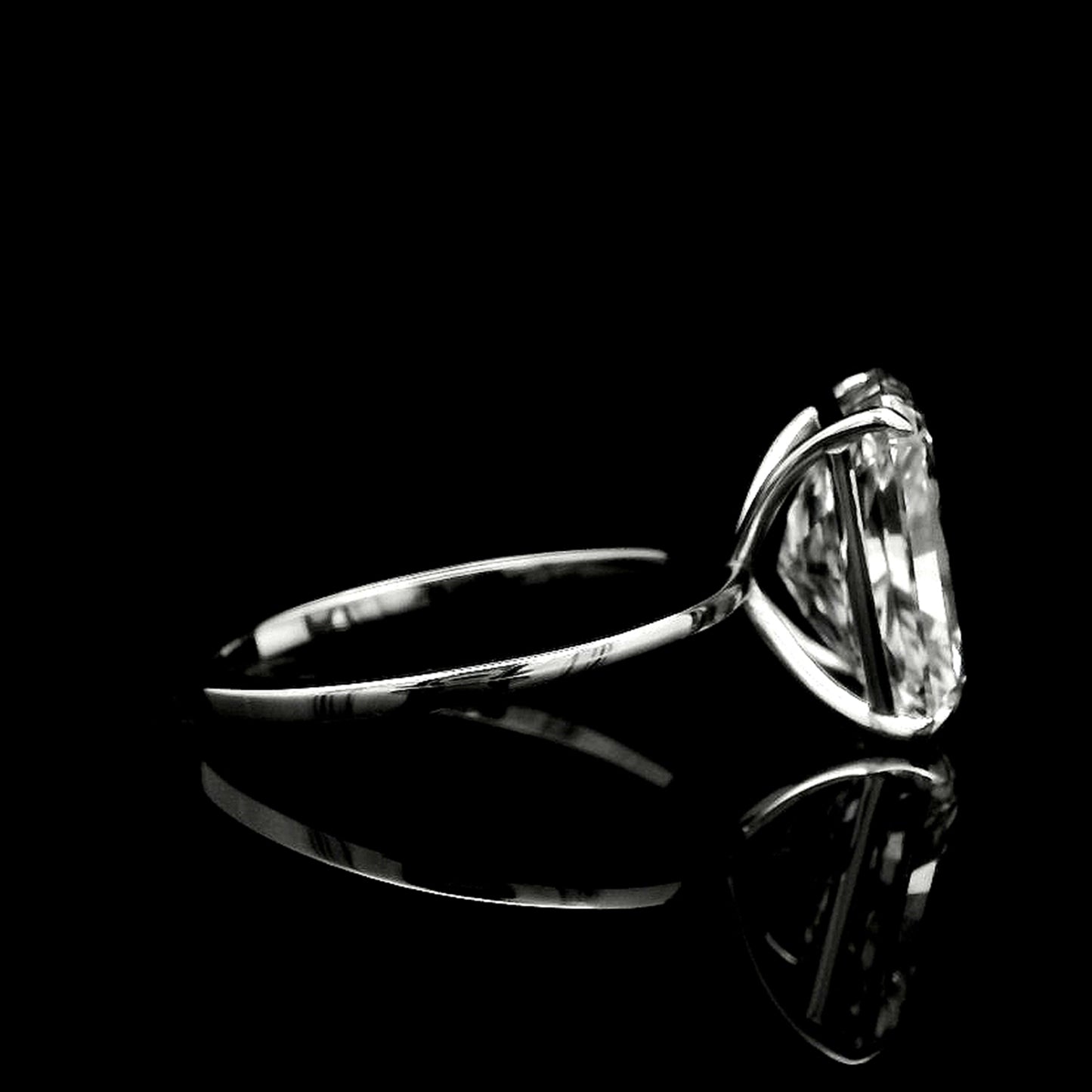 4.72 Carats Lab Grown Diamond 14K Gold Ring