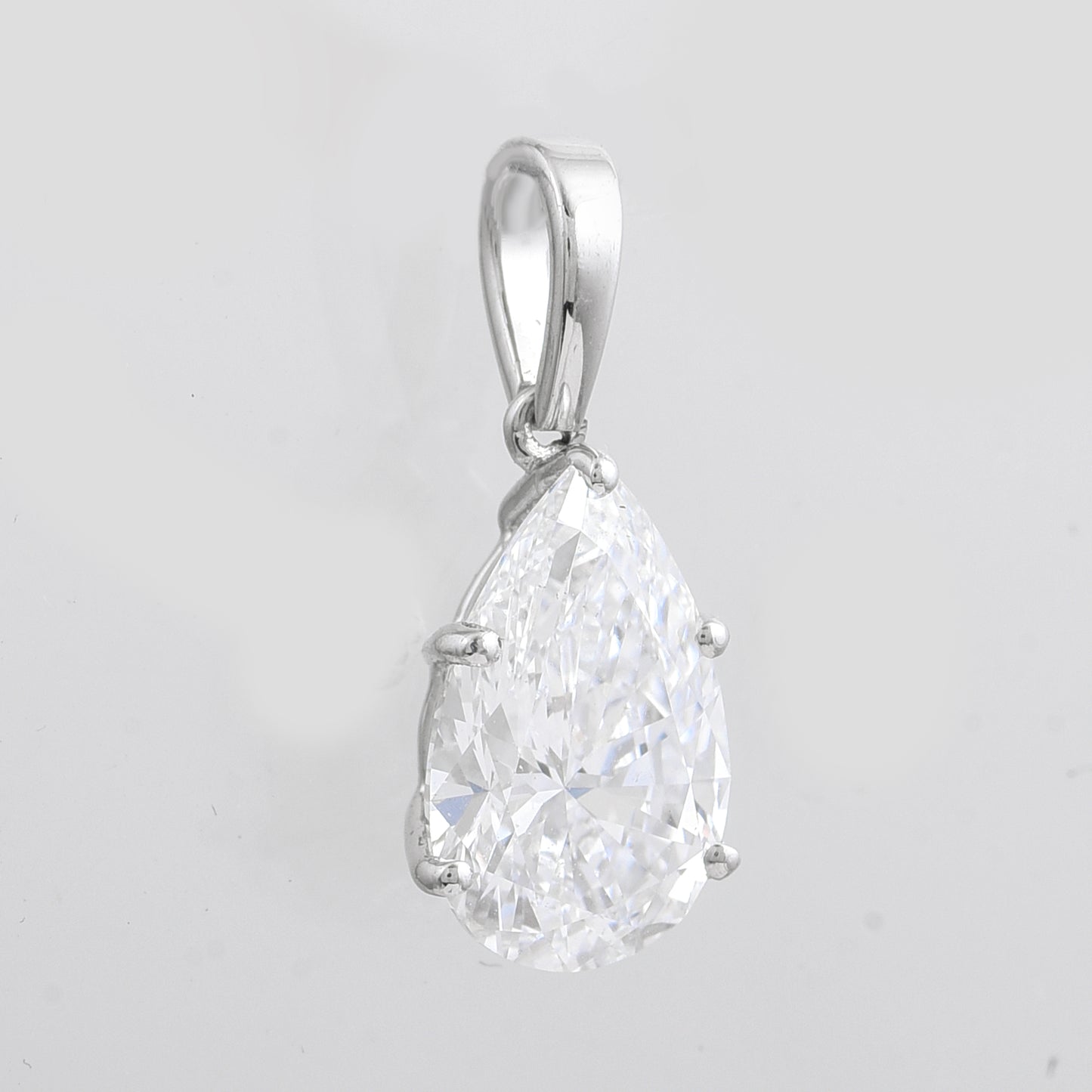 2.03 Carats Lab Grown Diamond 14K Gold Pendant