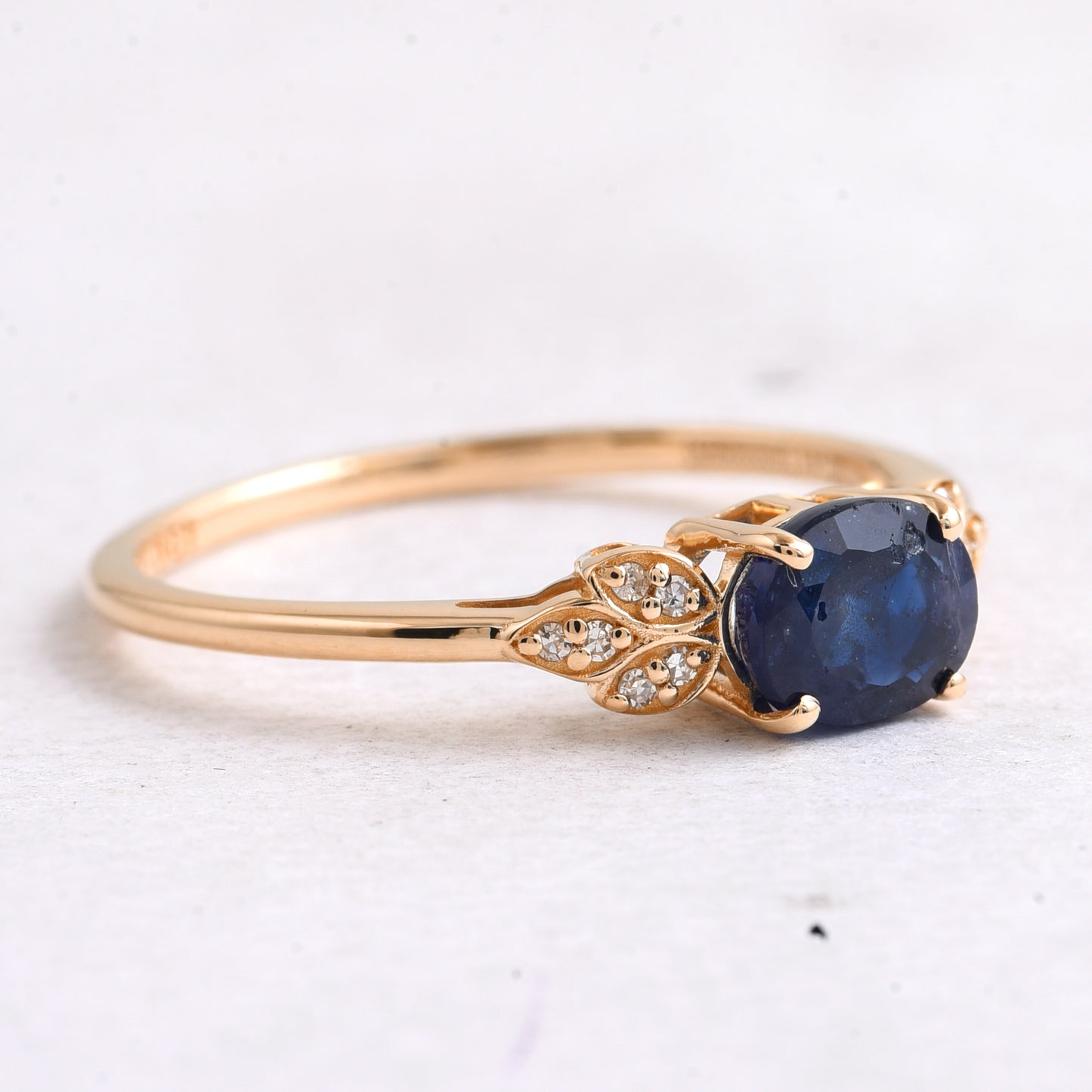 1.13 Ct Oval Mixed Cut Natural Sapphire 14K Gold Ring