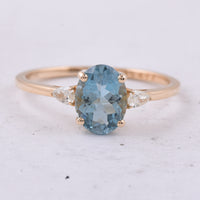 1.31 Ct Oval Natural Aquamarine 14K Gold Ring