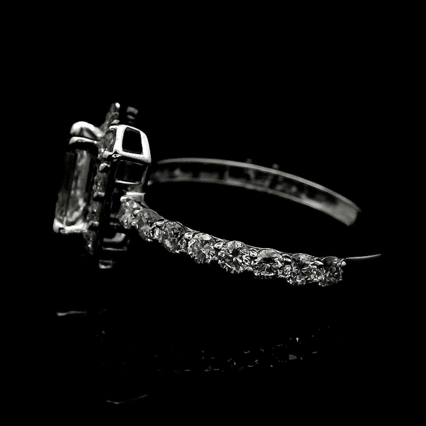1.95 Carats Lab Grown Diamond 14K Gold Ring