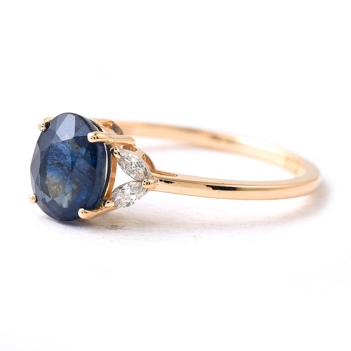 1.96 Ct Oval Sapphire 14K Gold Ring