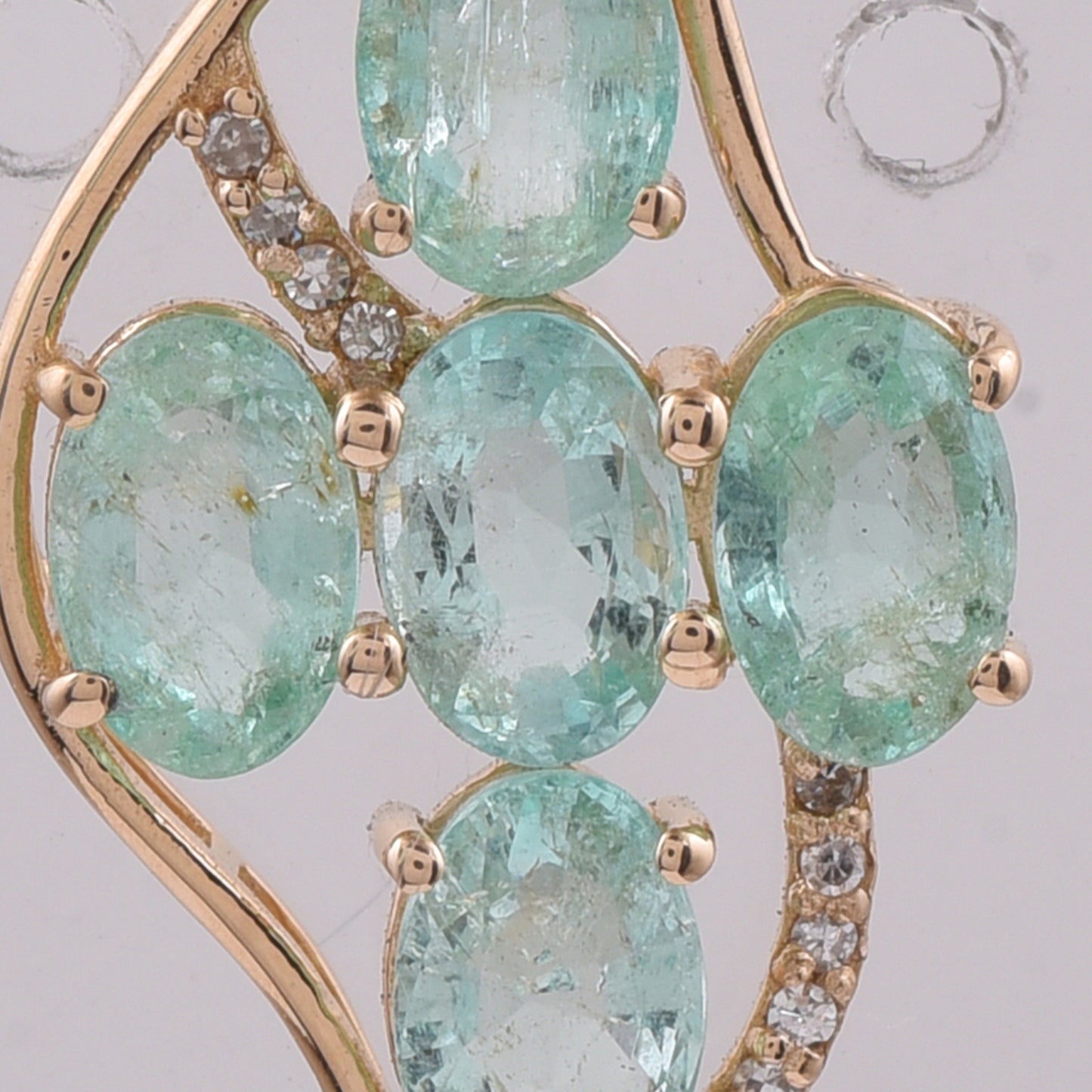 2.35 Ct Oval Natural Emerald 14K Gold Pendant