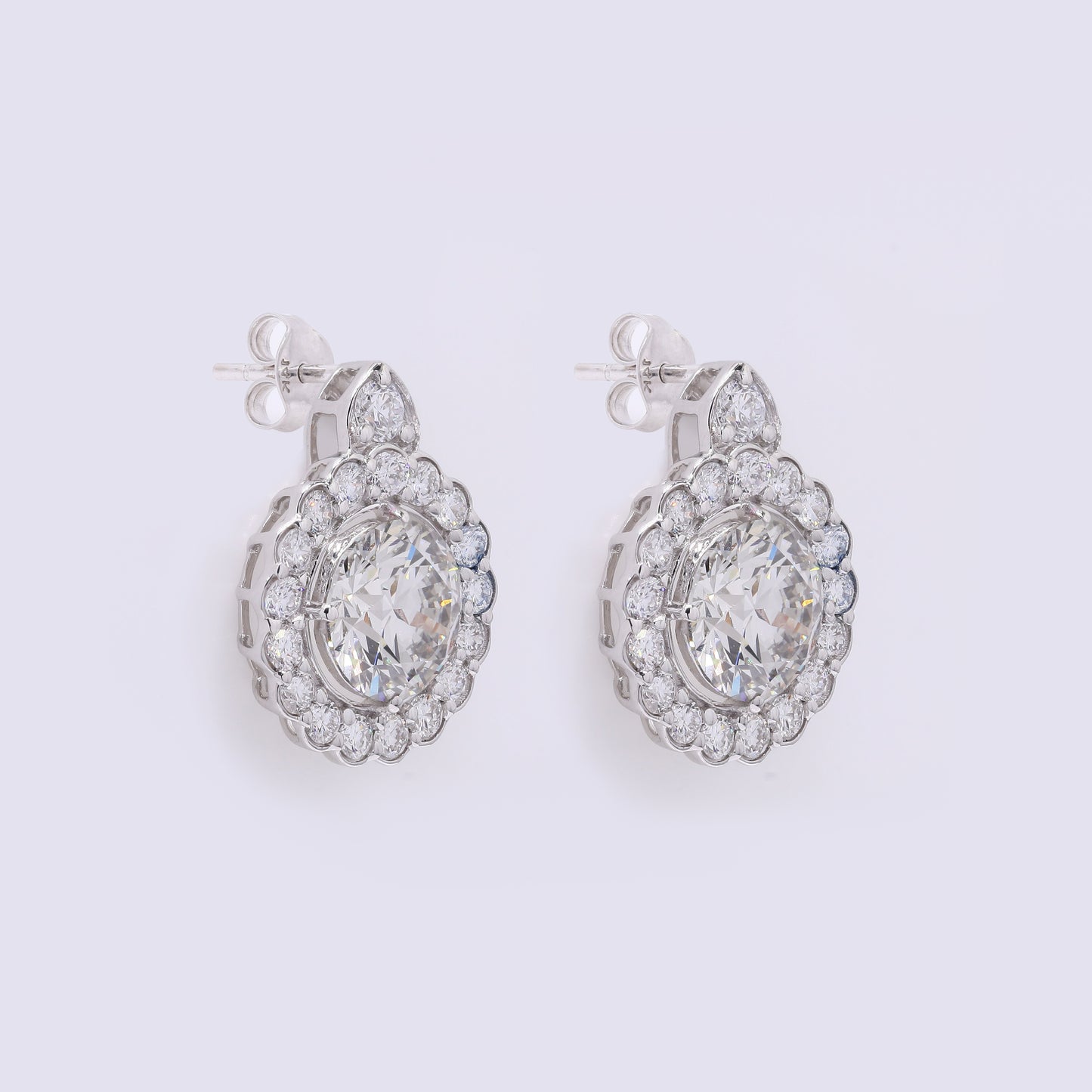 4.23 Carats Lab Grown Diamond 14K Gold Earrings