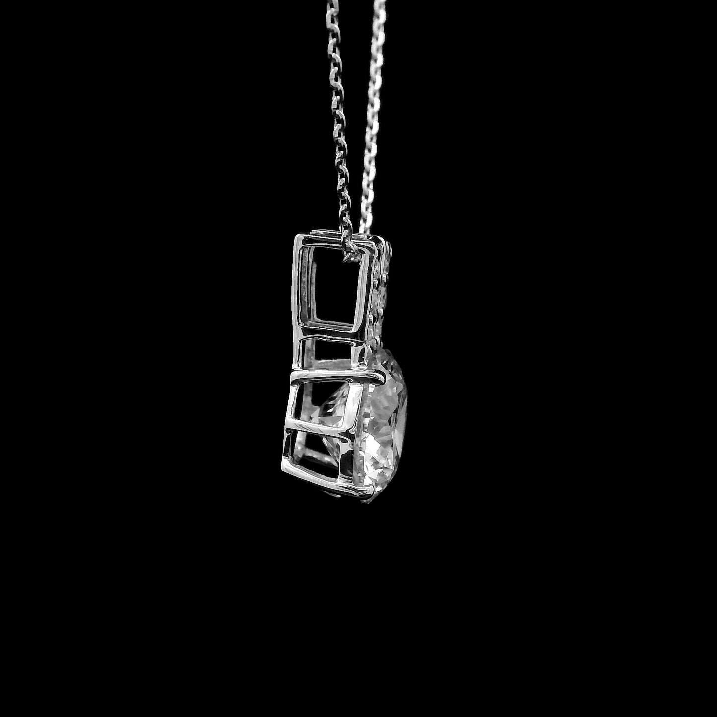 2.71 Carats Lab Grown Diamond 14K Gold Pendant