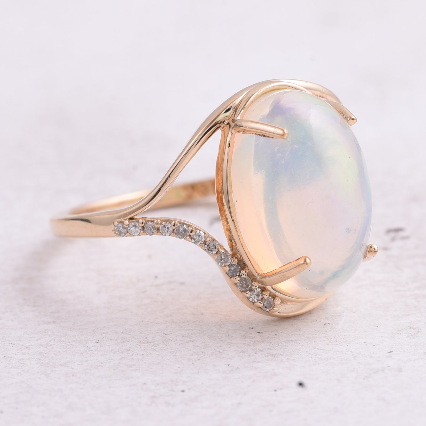 3.75 Ct Oval Cabochon Cut Natural Opal 14K Gold Ring