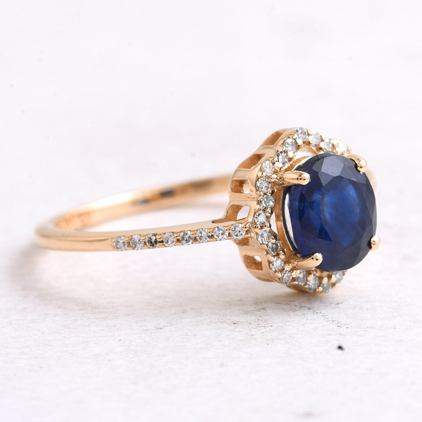 1.71 Ct Oval Mixed Cut Natural Sapphire 14K Gold Ring