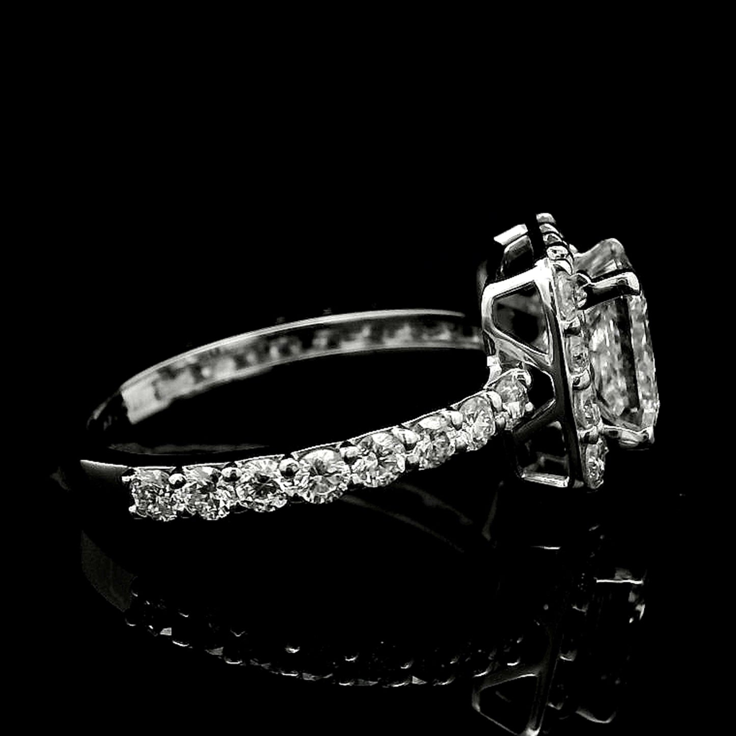2.73 Carats Lab Grown Diamond 14K Gold Ring