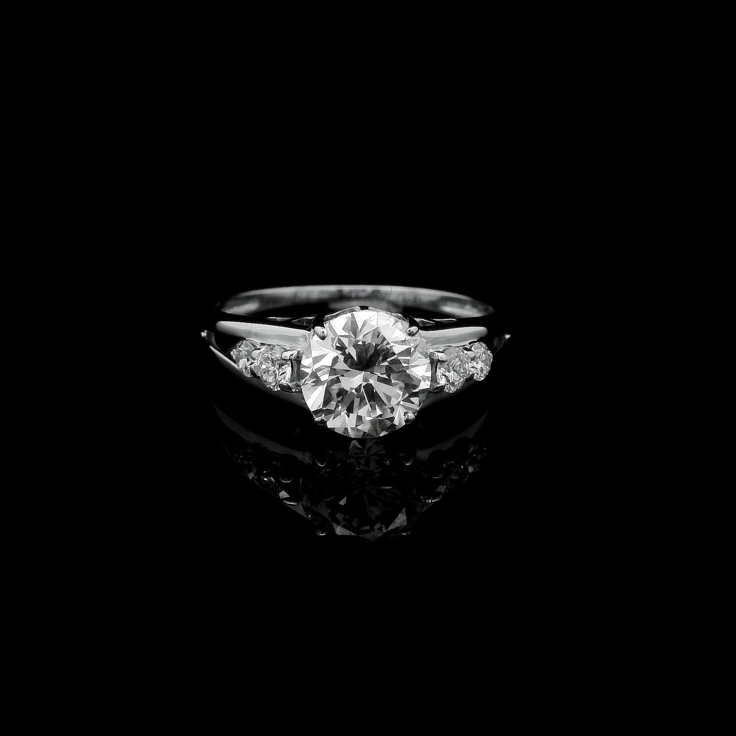 1.72 Ct Round Lab Grown Diamond 14K Gold Ring
