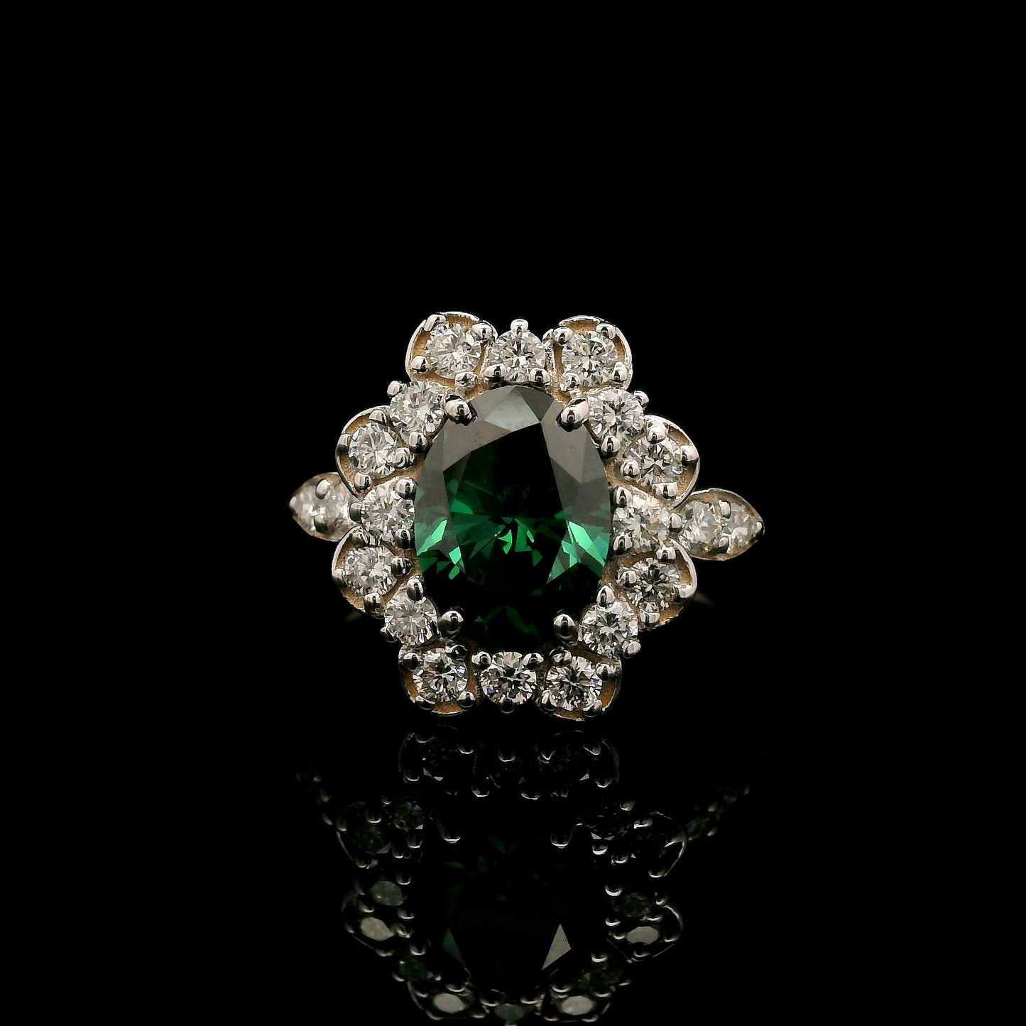 2.12 Carats Green Lab Grown Diamond 14K Gold Ring