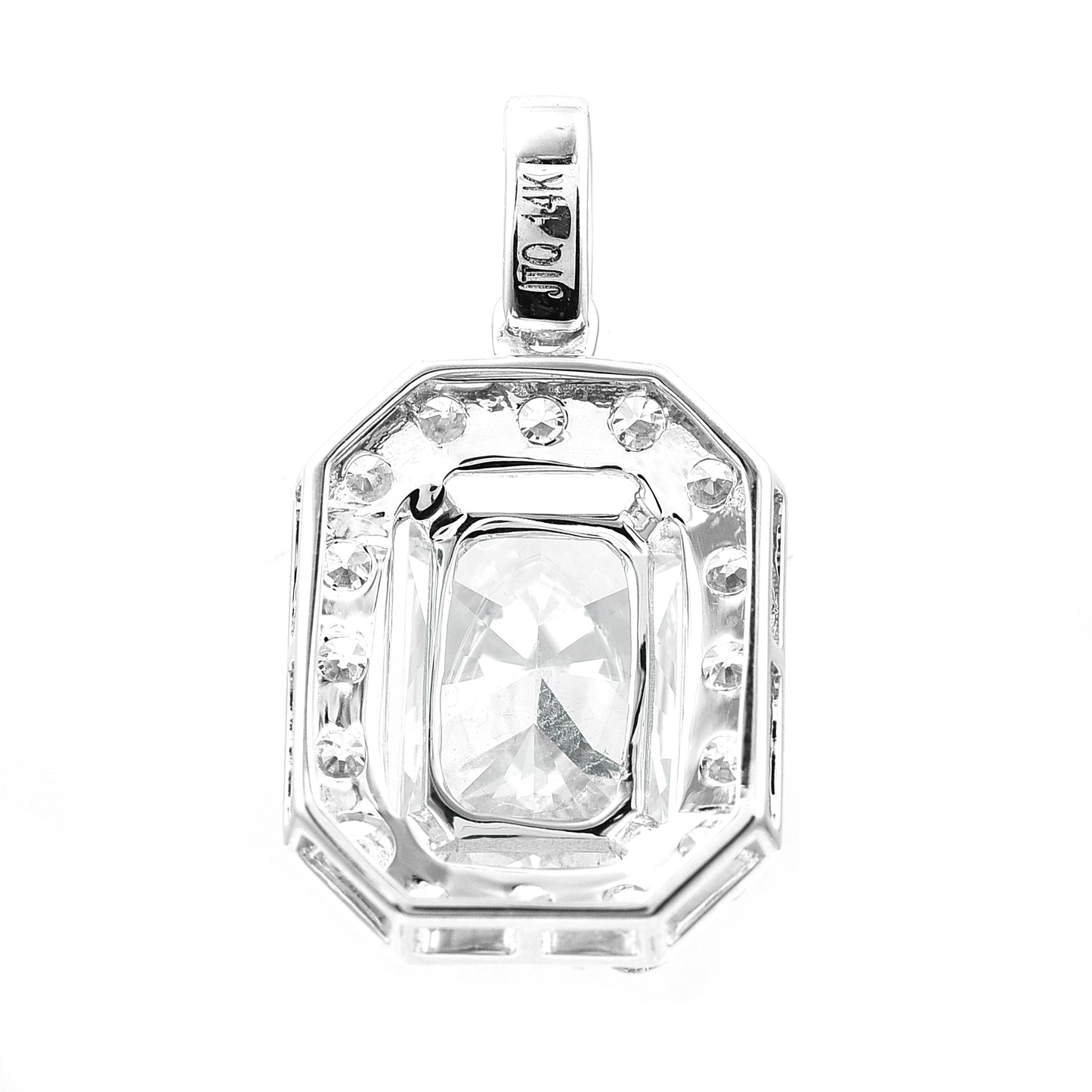 2.56 Carats Lab Grown Diamond 14K Gold Pendant