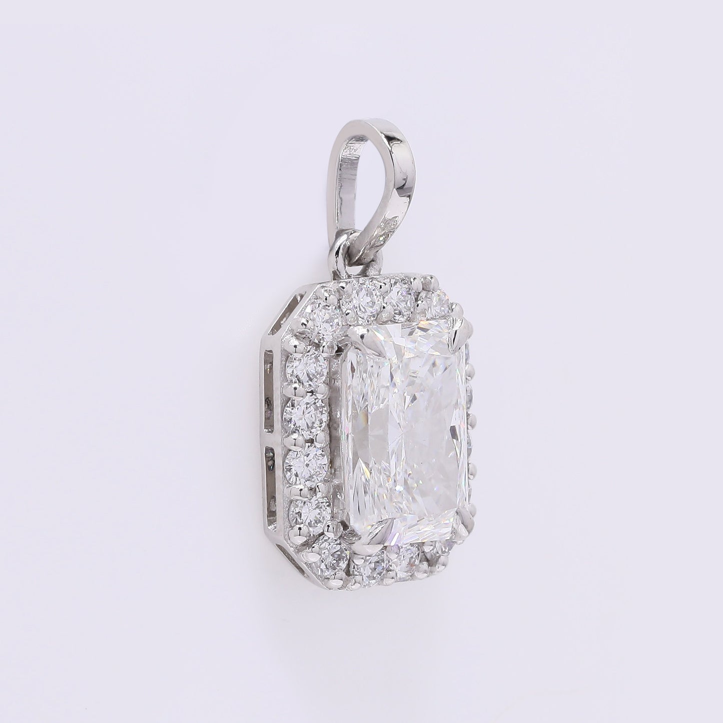2.30 Carats Lab Grown Diamond 950 Platinum Pendant