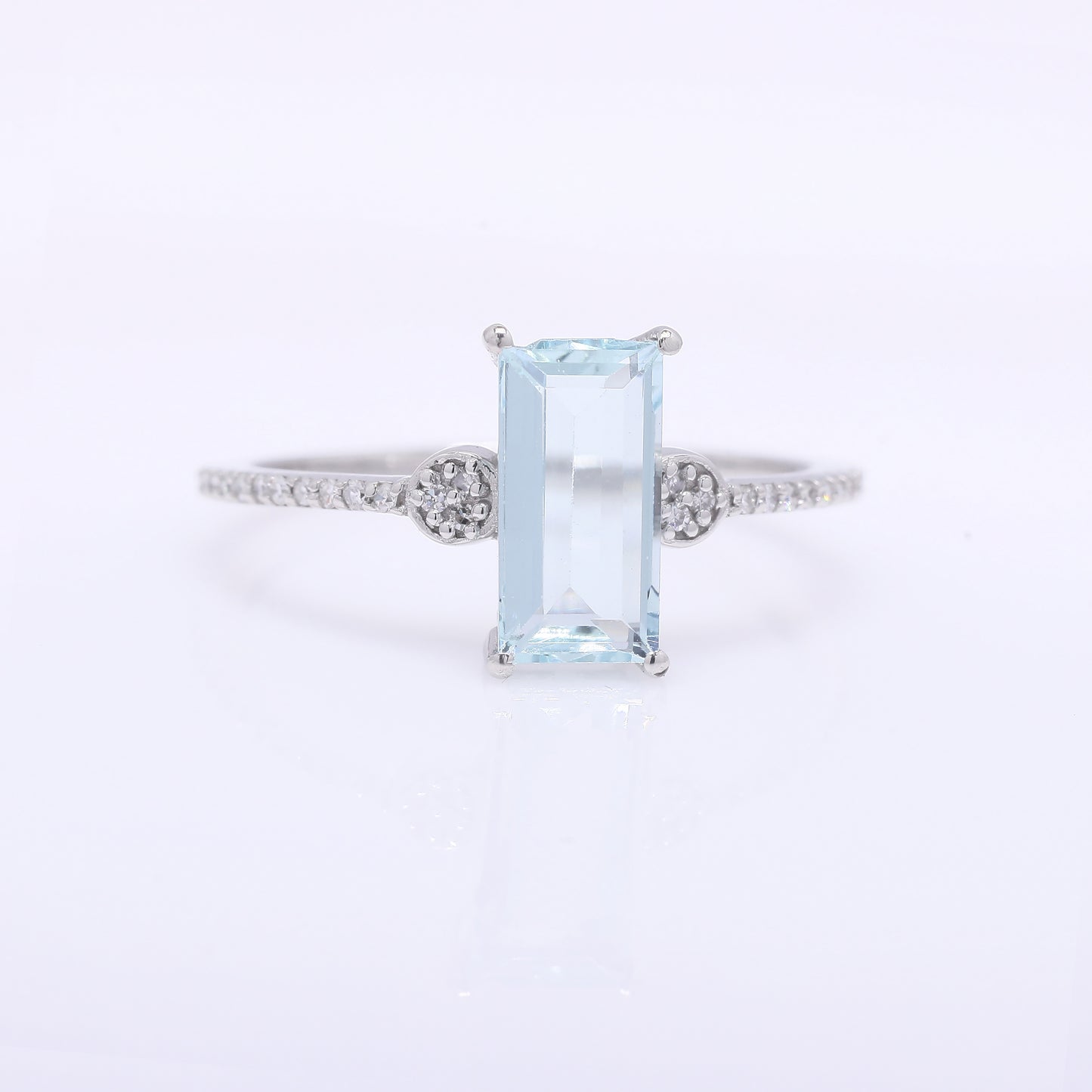 1.39 Ct Rectangle Step Cut Natural Aquamarine 950 Platinum Ring