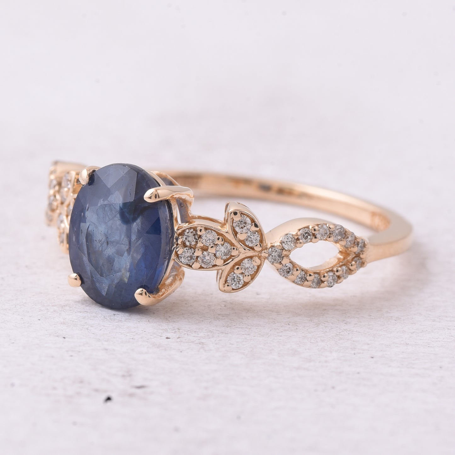 2.04 Ct Oval Mixed Cut Natural Sapphire 14K Gold Ring