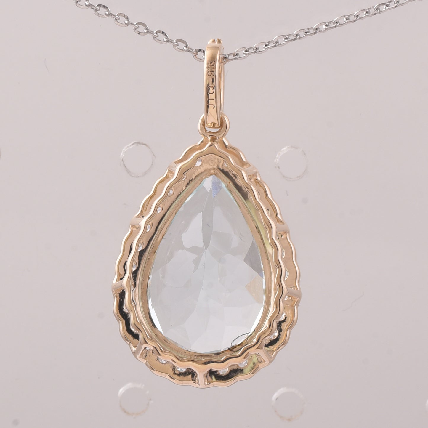 5.47 Ct Pear Aquamarine 9K Gold Pendant