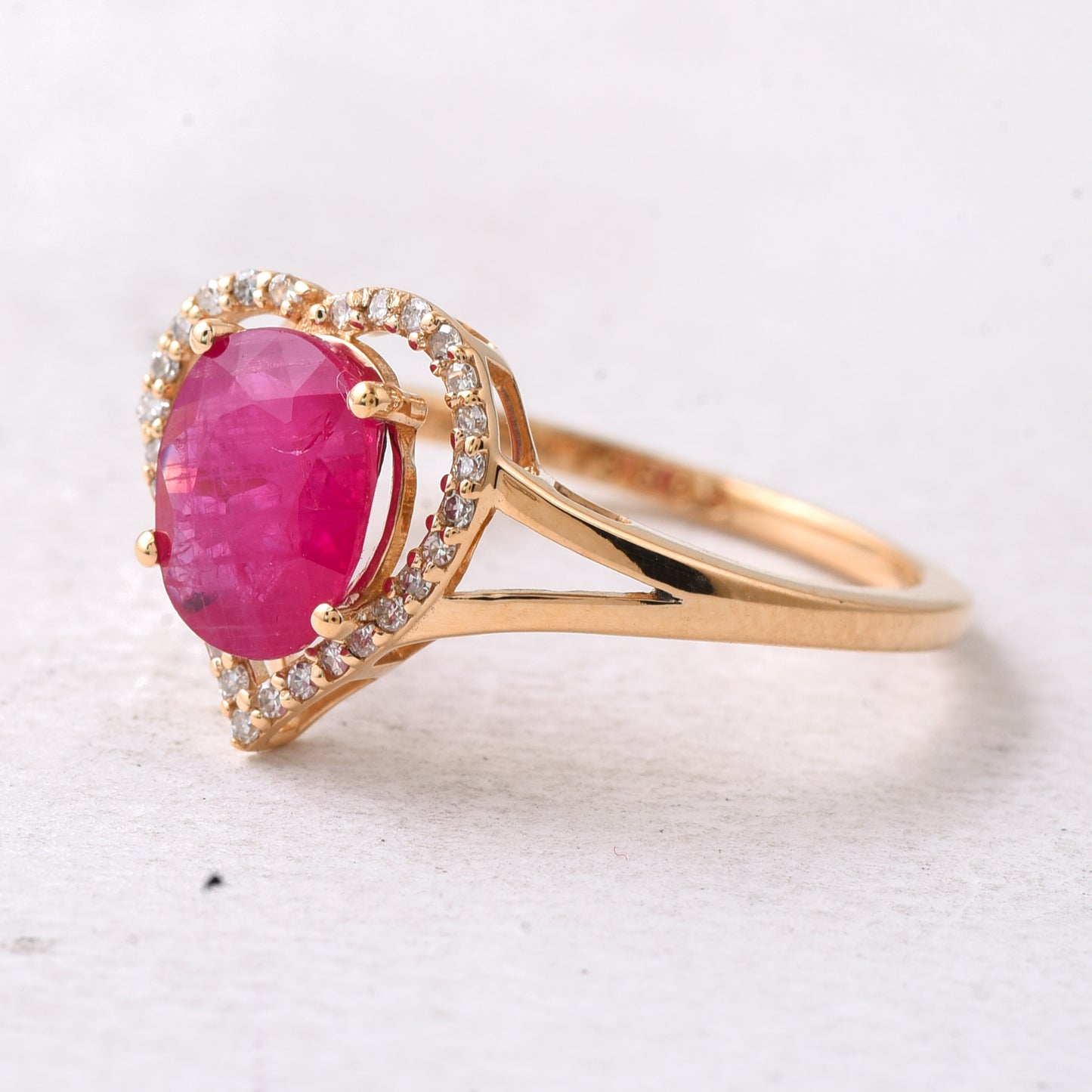 1.79 Ct Oval Mixed Cut Natural Ruby 14K Gold Ring