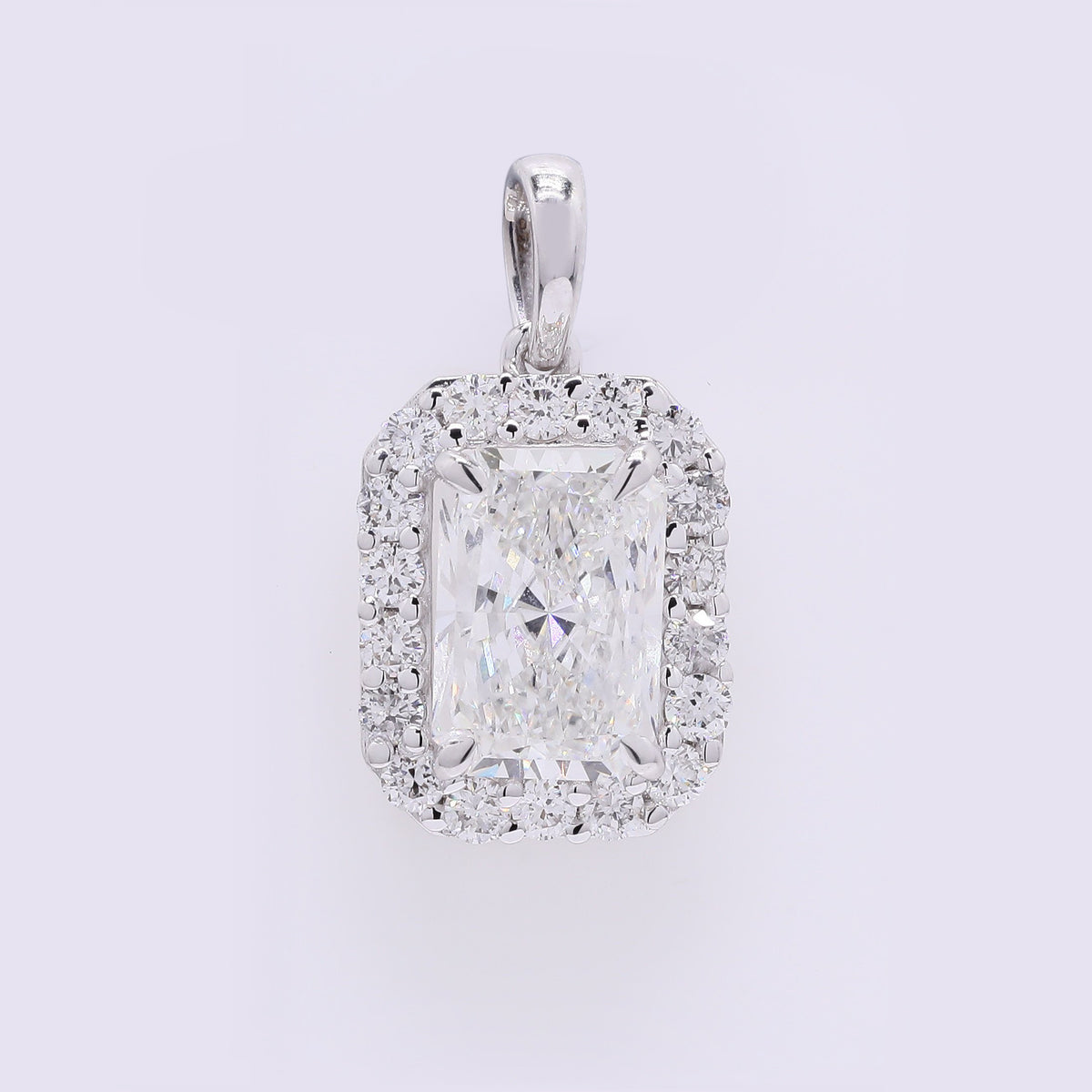 2.30 Carats Lab Grown Diamond 14K Gold Pendant
