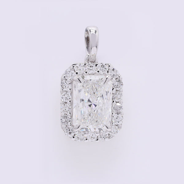 2.30 Carats Lab Grown Diamond 14K Gold Pendant