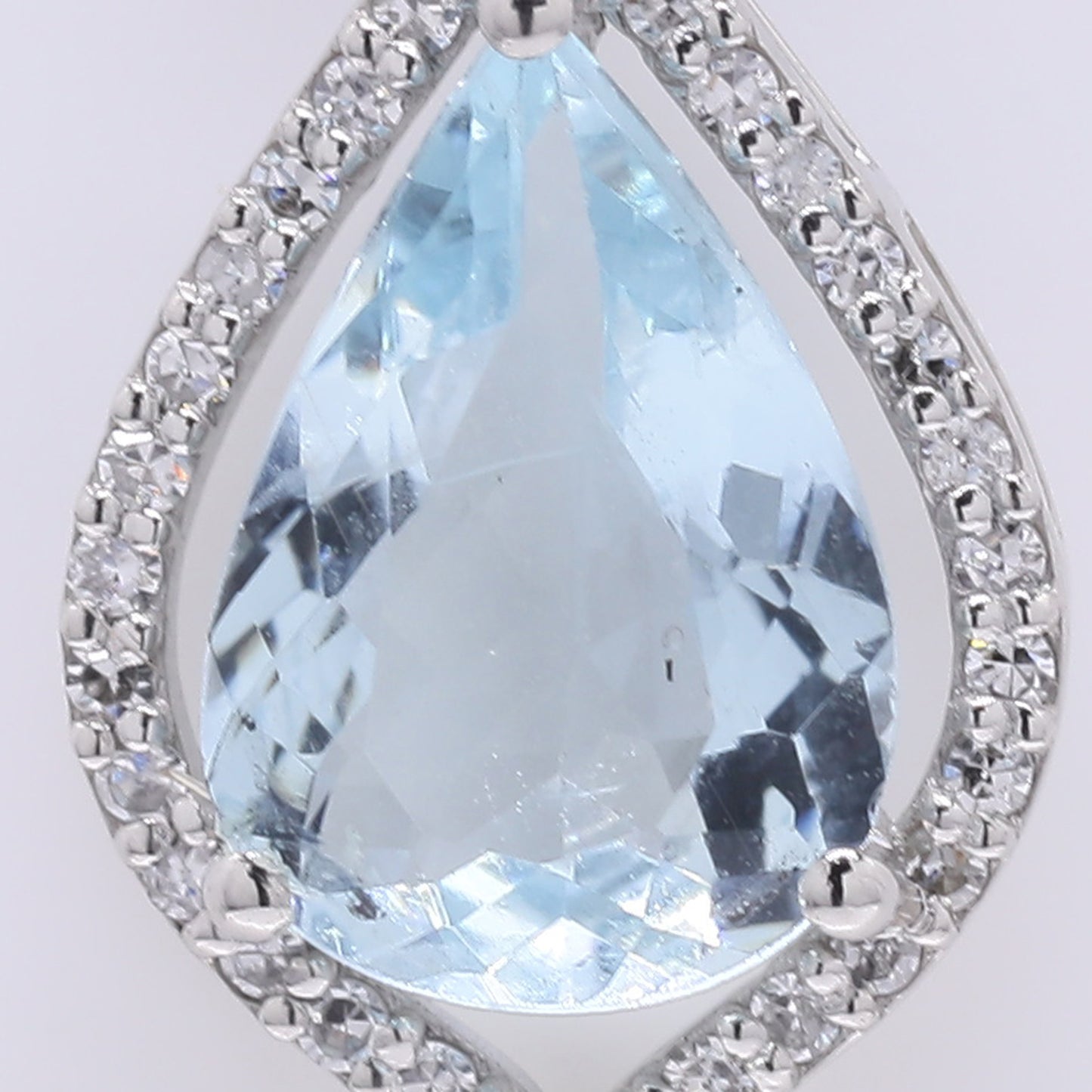 1.28 Ct Pear Mixed Cut Natural Aquamarine 950 Platinum Pendant