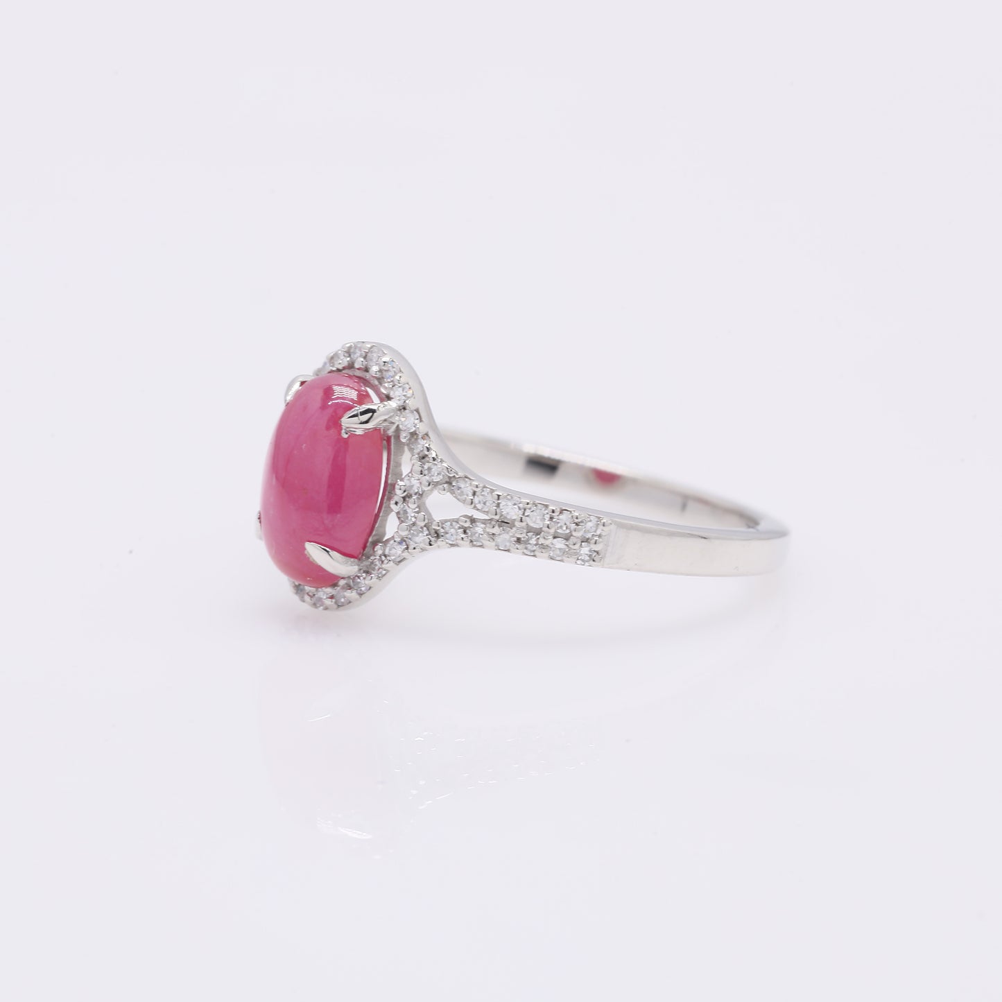 1.91 Ct Oval Cabochon Cut Natural Ruby 950 Platinum Ring