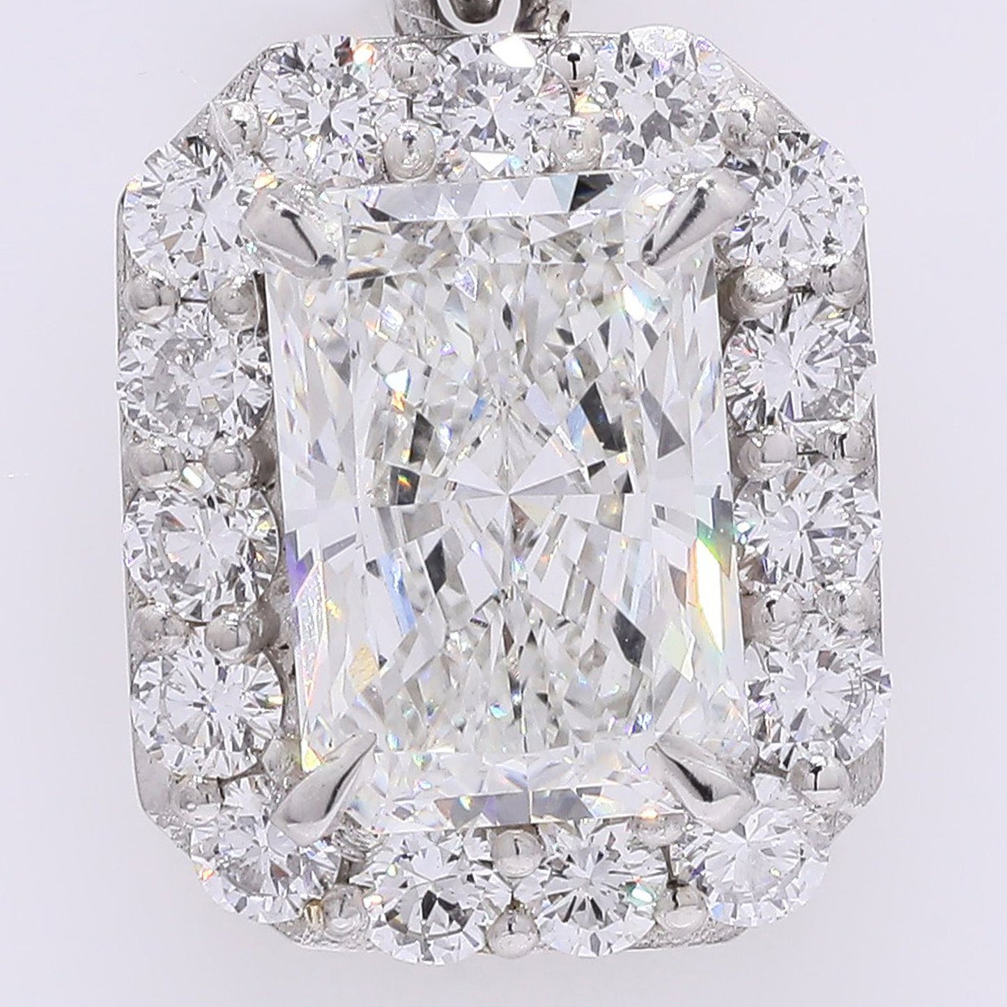 2.56 Carats Lab Grown Diamond 950 Platinum Pendant
