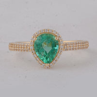1.33 Ct Pear Emerald 9K Gold Ring