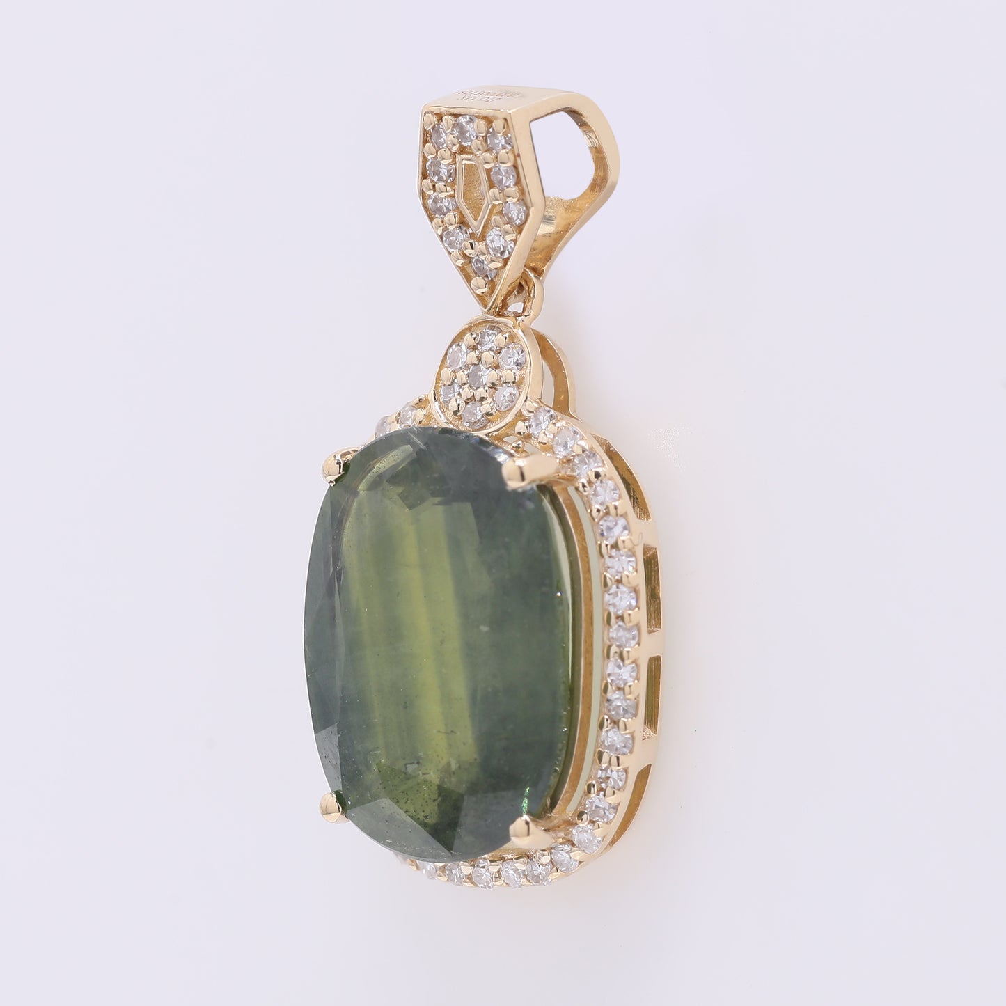 5.35 Ct Cushion Mixed Cut Natural Green Sapphire 14K Gold Pendant