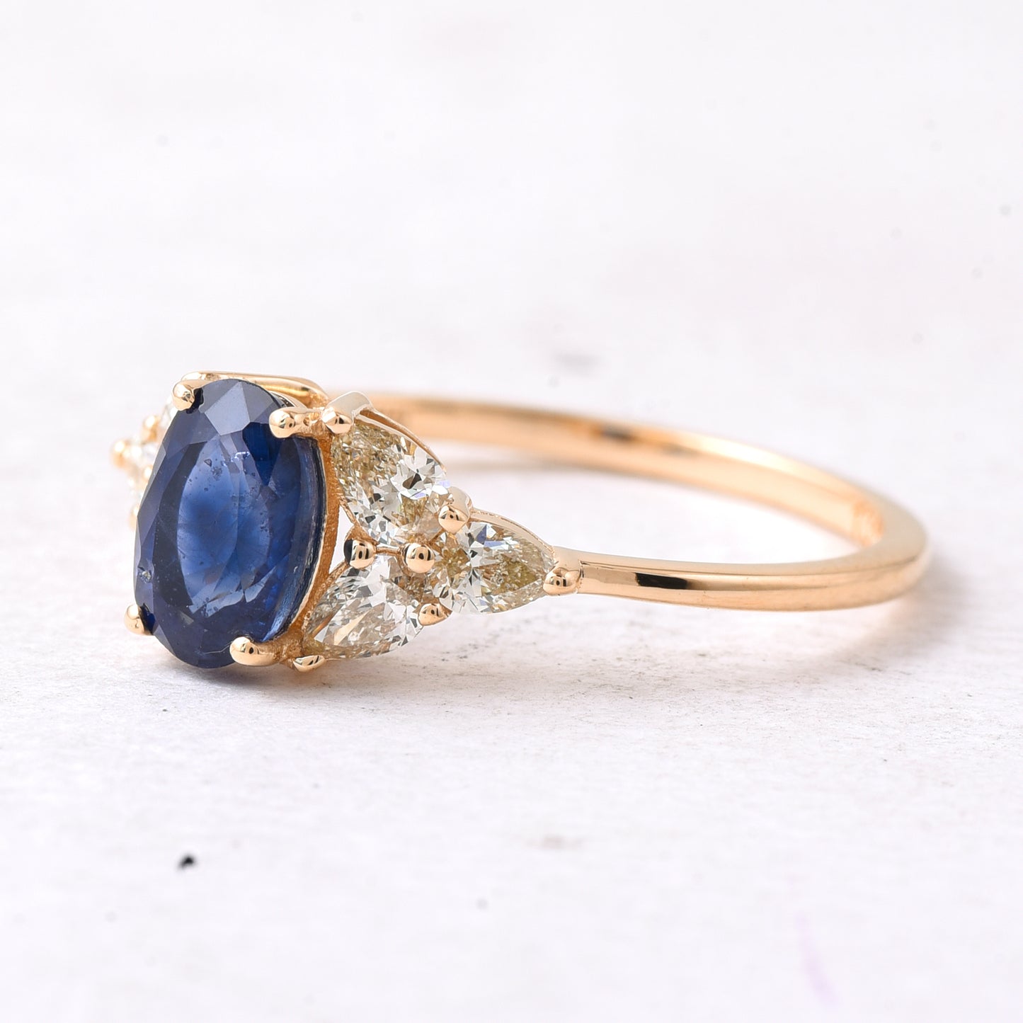 1.67 Ct Oval Mixed Cut Natural Sapphire 14K Gold Ring