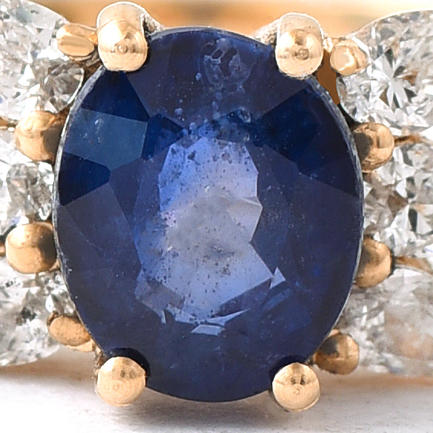1.23 Ct Oval Sapphire 14K Gold Ring