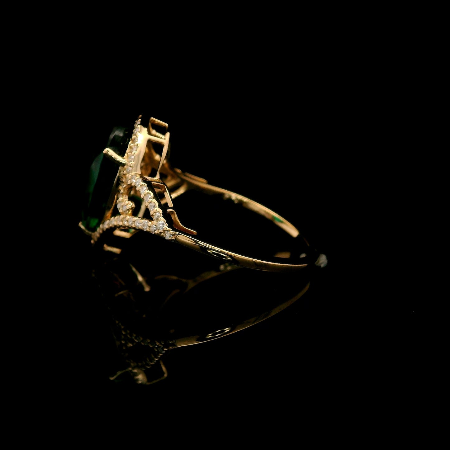 3.67 Ct Pear Mixed Cut Lab Grown Emerald 14K Gold Ring