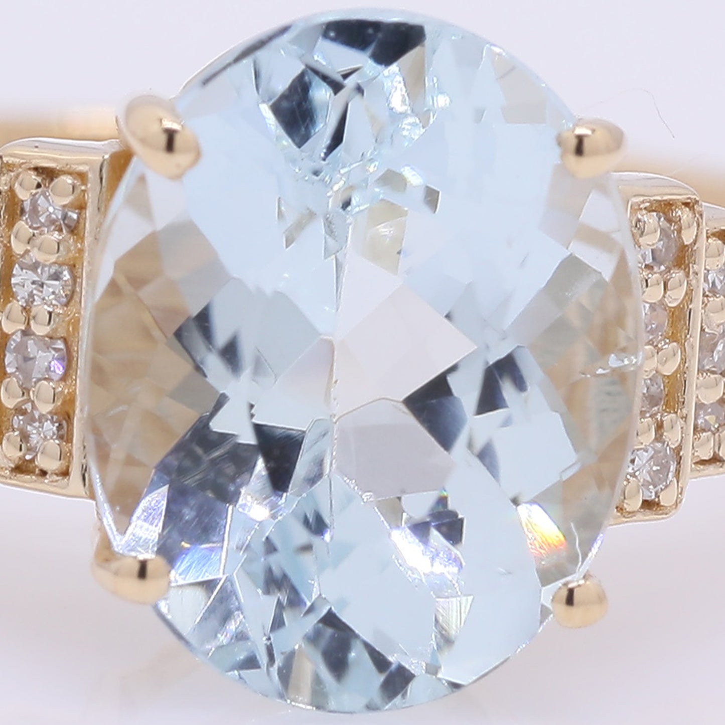2.51 Ct Oval Mixed Cut Natural Aquamarine 14K Gold Ring