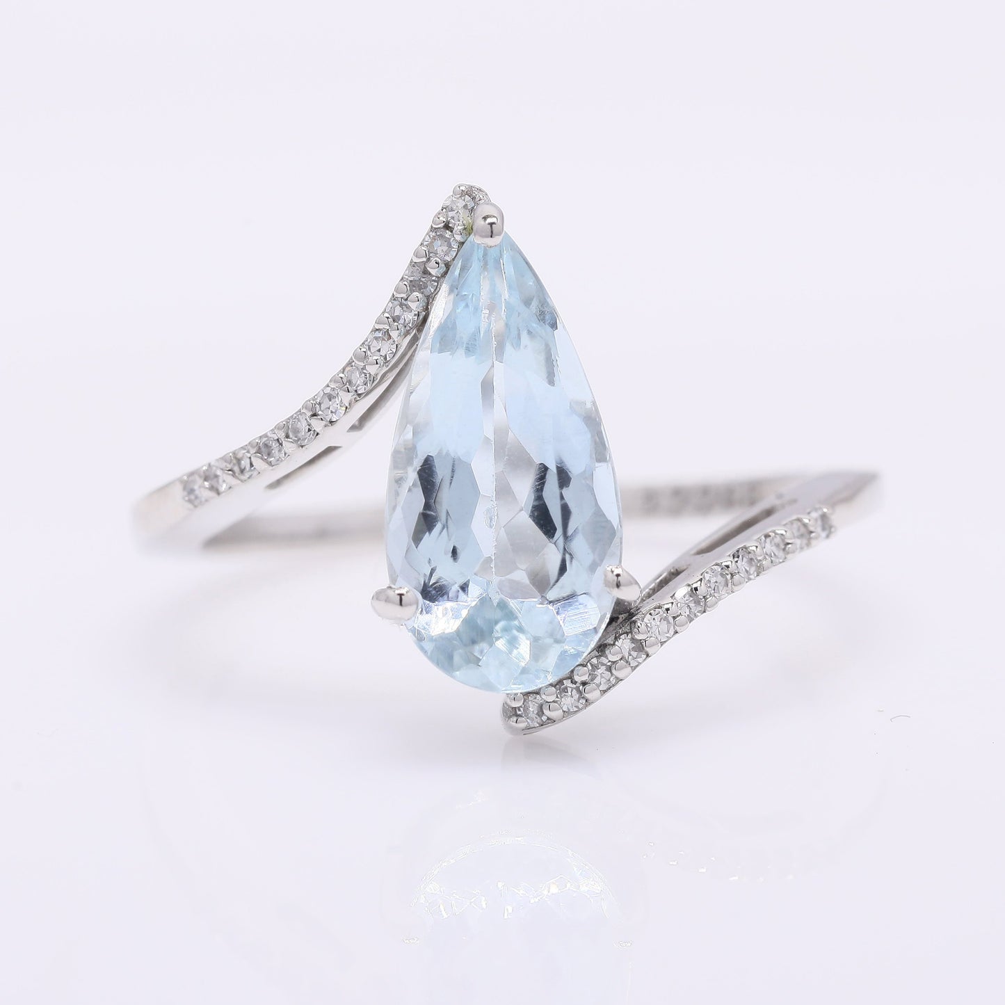 1.81 Ct Pear Mixed Cut Natural Aquamarine 950 Platinum Ring