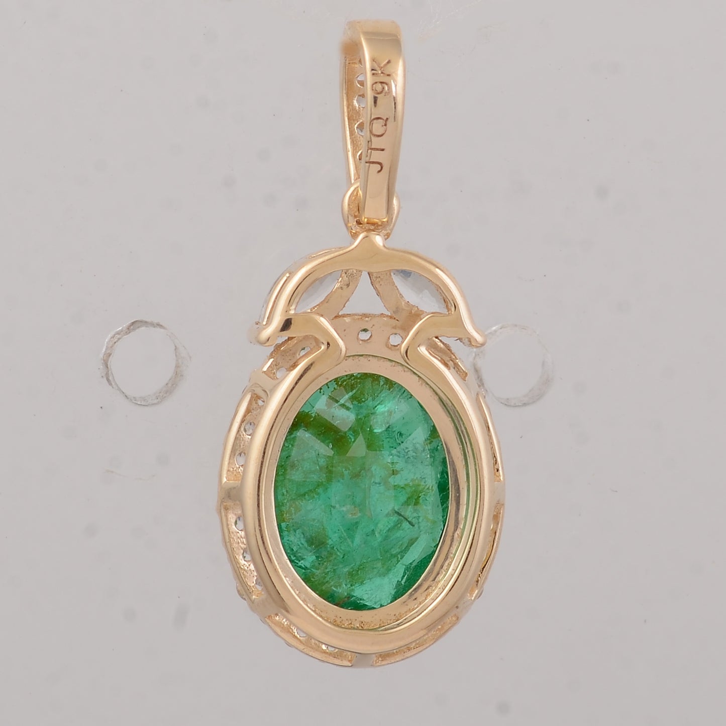 1.71 Ct Oval Emerald 9K Gold Pendant
