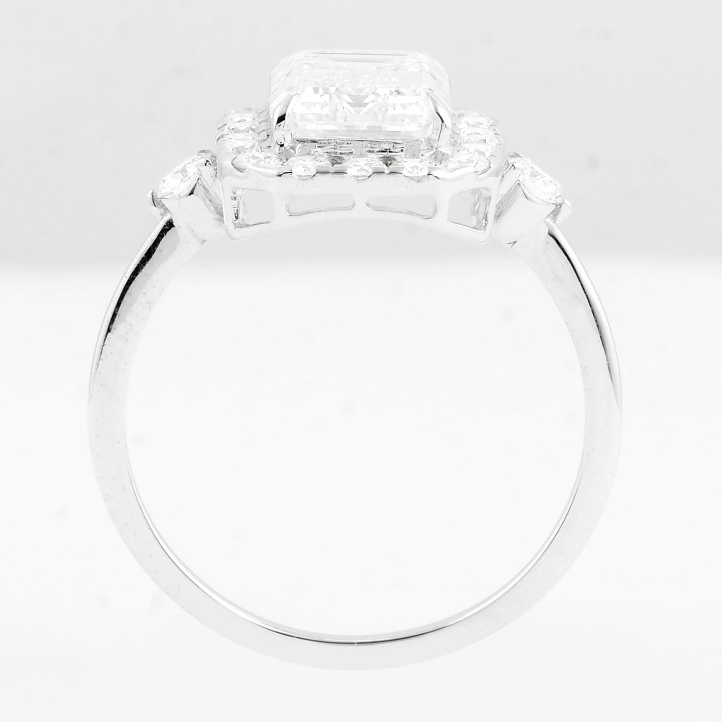 3.62 Carats Lab Grown Diamond 14K Gold Ring