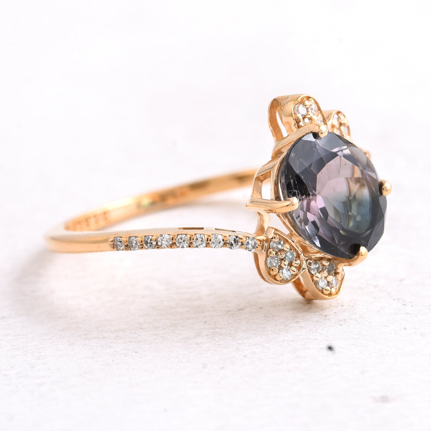 1.84 Ct Oval Mixed Cut Natural Tourmaline 14K Gold Ring