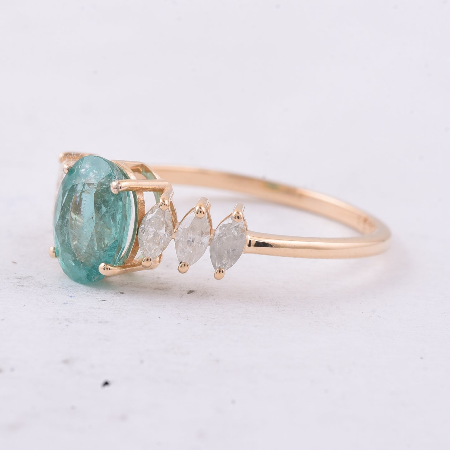 1.55 Ct Oval Natural Emerald 14K Gold Ring