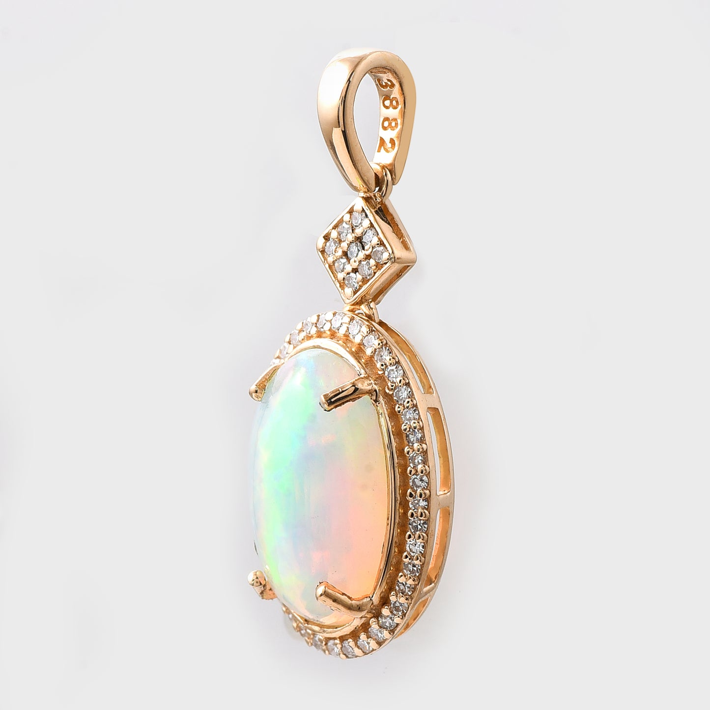 2.48 Ct Oval Cabochon Cut Natural Opal 14K Gold Pendant